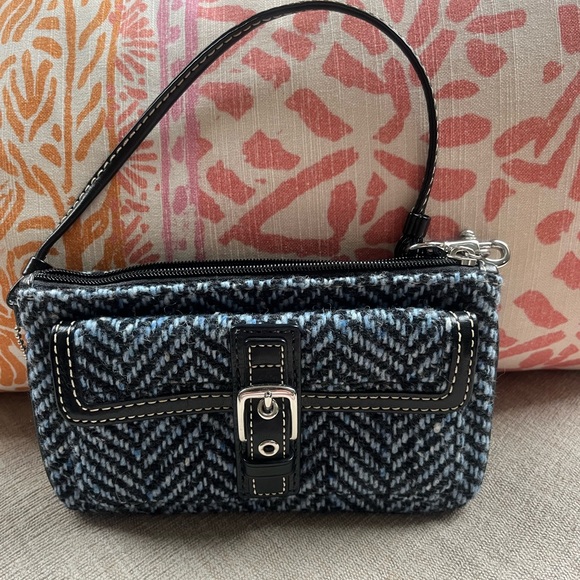 Vintage COACH Blue/BrownTweed Wristlet - Picture 2 of 9